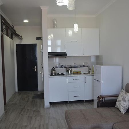 Apartment Mzika Batumi Eksteriør billede